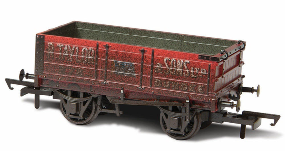 Oxford Rail Weathered R.taylor & Sons Ltd - 4 Plank Mineral Wagon OR76MW4002W