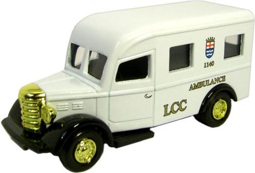 OXFORD DIECAST P006 LCC Oxford Originals Non Scale Model Ambulance Theme