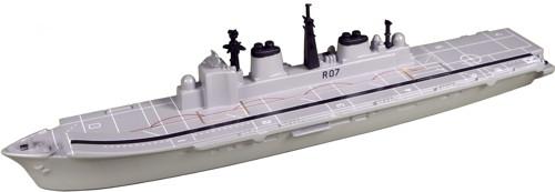 TRIANG TR1P700R07 HMS Ark Royal Triang 1:1200 Scale Model Navy Theme