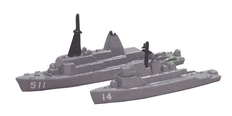 TRIANG TR1S86014 USS Chief MCM 14 and USS Affray MSO 511 Triang 1:1200 Scale Model Navy Theme